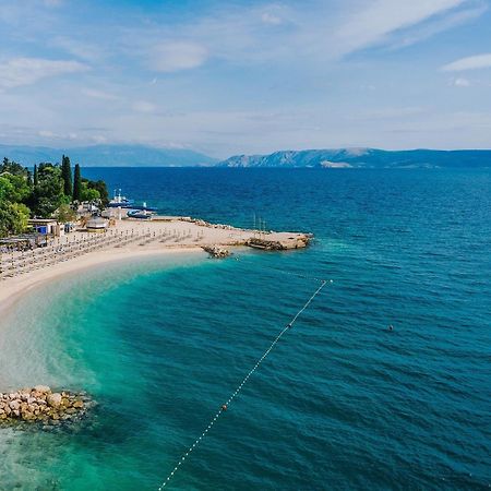 Apartments By The Sea Selce, Crikvenica - 16375 Экстерьер фото
