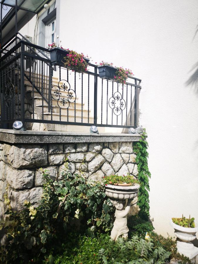 Apartments By The Sea Selce, Crikvenica - 16375 Экстерьер фото